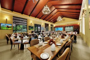 Debu's The Fern Resort & Spa, Jim Corbett, Series by Marriott - Restaurant