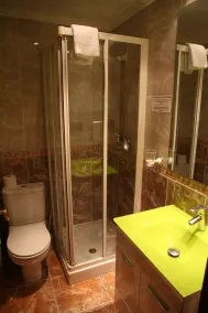 Hostal Acella - Bad