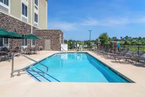 Comfort Inn & Suites Valdosta I-75 - Pool