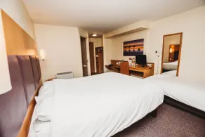 Purple Roomz Preston South - Room