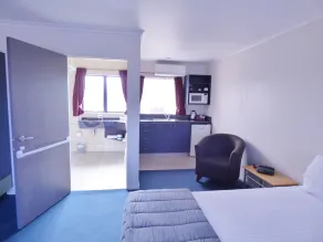 Claremonte Motor Lodge - Zimmer