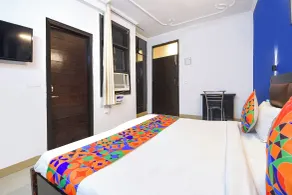 Via Saket Residency - Quarto