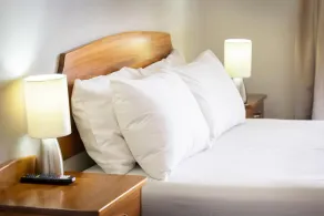 Shamrock Gardens Motel - Room