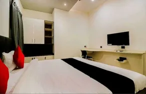 Hotel Nikhil Regency - Bathroom