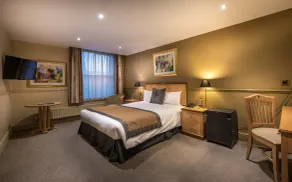 The Swan Hotel, Stafford, Staffordshire - The Coaching Inn Group - Chambre