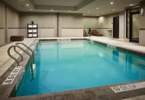 Staybridge Suites Hamilton - Downtown by IHG - Piscine