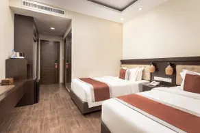 HM Grand Central Hotel - Room