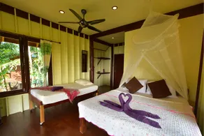 Tha Khao Bay View Bungalow - Room