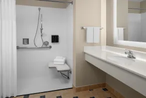 Larkspur Landing Extended Stay Suites Folsom - Salle de bain