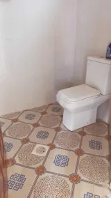 Landmark Guest house, Skuta area-Nyeri town - Bathroom