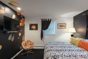 The Roxbury - Rom