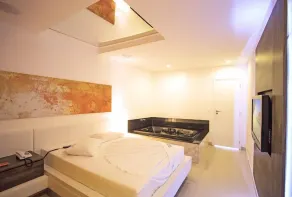 DOM Suites motel (Adult Only) - Room