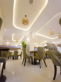 Vintano Hotel - Restaurante