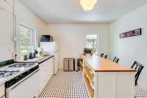 Walk to Vly Creek: Catskills Getaway w/ Porch - Intérieur