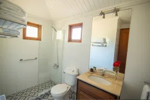 Viña La Playa Hotel & Winery By Sutil Wines - Bathroom