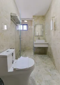 Yen Vang Hotel & Apartment Nha Trang - Bathroom