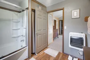 Serene Saguache Haven on 40 Acres: Mountain Views! - Innenbereich