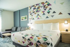 La Quinta Inn & Suites by Wyndham Lake City - Chambre