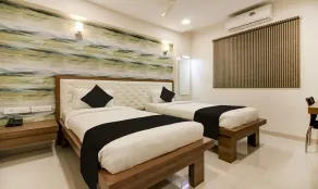 Hotel Vrushali Inn - Room