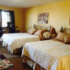 HH Creek Inn - Rom