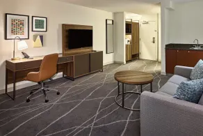 Holiday Inn Express & Suites Charleston DWTN - Medical CTR by IHG - Room