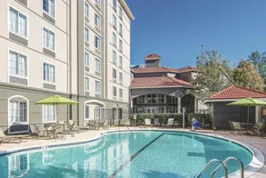 La Quinta by Wyndham Atlanta Perimeter Medical - Piscine
