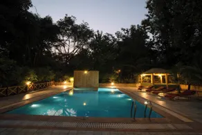 Treebo Premium Mowgli's Den, Pench Tiger Reserve, Turia - Piscina