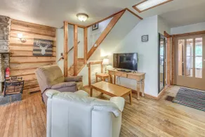 Cozy Mountaintop Retreat < 6 Mi to Ski Cloudcroft! - Interior