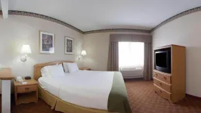 Holiday Inn Express Hotel & Suites Wauseon by IHG - Rom