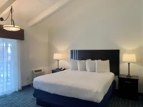 Avalon Inn Downtown Morro Bay - Chambre