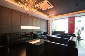 Chariton Hotel Ipoh - Siddeområde i lobbyen