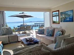 'The View' on Bikini Beach, Seafront, 2 bedroom, Sleeps 4 - Room