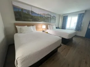 Days Inn by Wyndham Phoenix West - Room