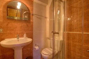 Pension Lucy - Bathroom