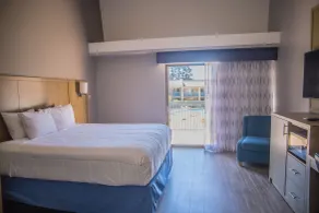 Days Inn by Wyndham Redwood City - Chambre