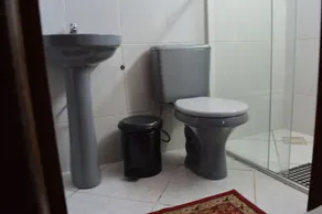 Hotel e Restaurante Residencial - Bathroom