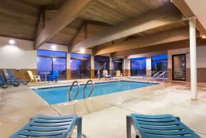 Days Inn by Wyndham Johnson Creek - Pool