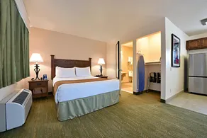 Lamplighter Inn & Suites at SDSU - Chambre