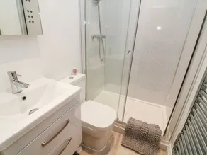 Myrtle Cottage - Baño