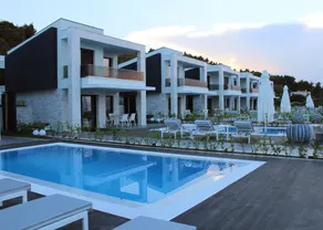 Crystal villas & suites - Piscine