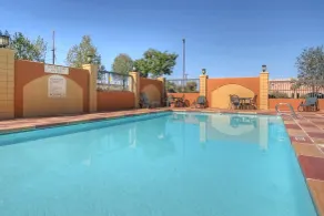 Holiday Inn Express Hotel & Suites Albuquerque Midtown by IHG - Pool