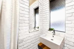 Geraldton's Ocean West Holiday Units & Short Stay Accommodation - Bathroom