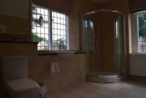 Telford Madeley Court - Baño