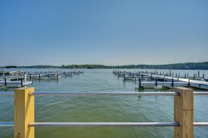 Steps to Marina! Lake Greenwood Home w/ Patios - Innvendig