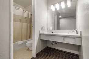 Heritage Inn Express Hayward - Salle de bain
