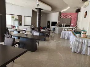 OS Hotel Tanjung Uncang - Restaurant