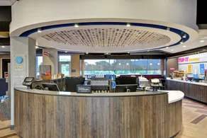 TRU by Hilton Denver - Reception