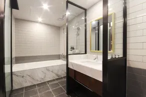Brown Dot Hotel Seomyeon - Badeværelse