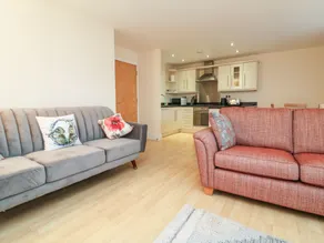 1 Tregonwell Court - Wohnzimmer