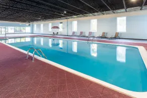 Baymont by Wyndham Queensbury/Lake George - Pool